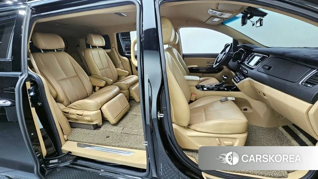 Kia The New Carnival 2019 Черный из Кореи, фото 3