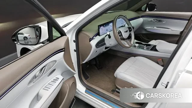 Genesis GV70 2024 Белый из Кореи, фото 3