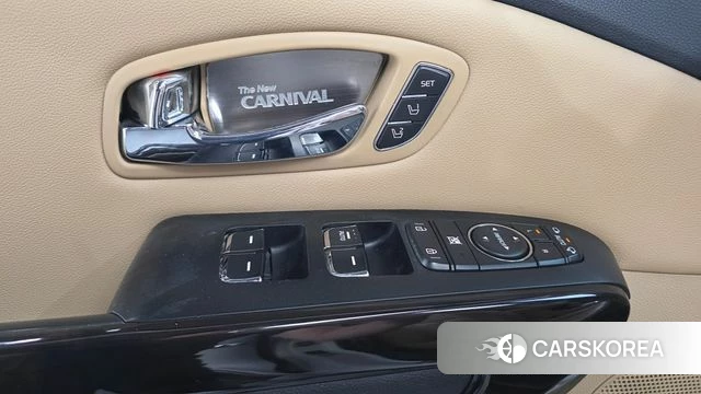 Kia The New Carnival 2018 Белый из Кореи, фото 3