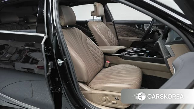 Kia K8 Hybrid 2023 Черный из Кореи, фото 3