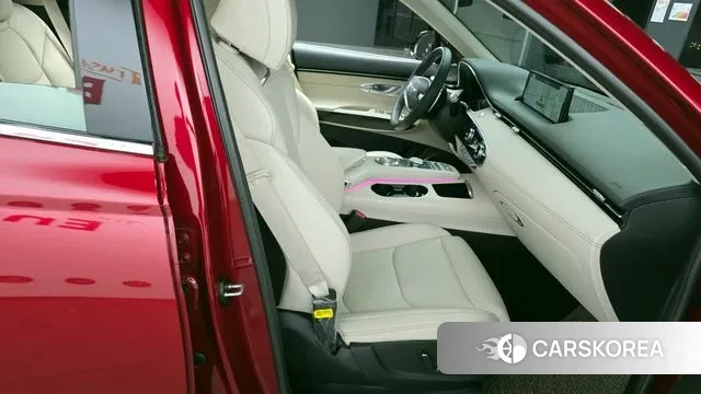 Genesis GV70 2021 Красный из Кореи, фото 3