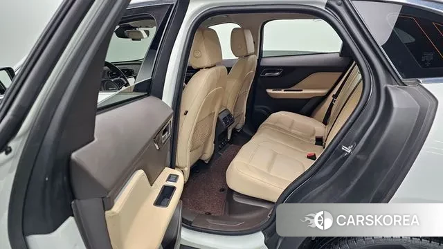 Jaguar F-PACE 2019 Белый из Кореи, фото 3