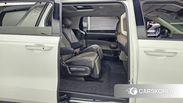 Kia The New Carnival 4th Generation 2025 Белый из Кореи, фото 3