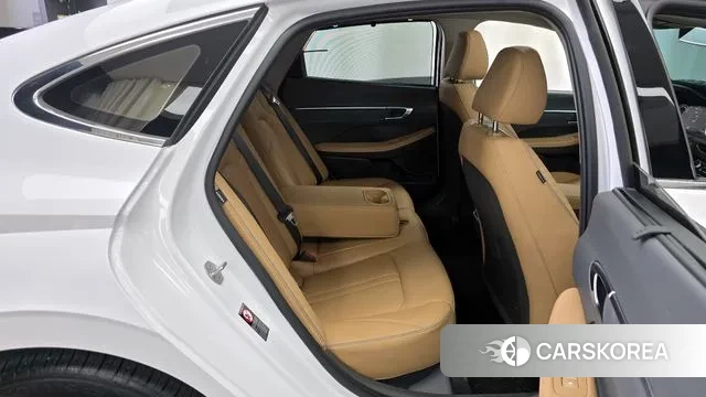 Hyundai Sonata (DN8) 2022 Белый из Кореи, фото 3