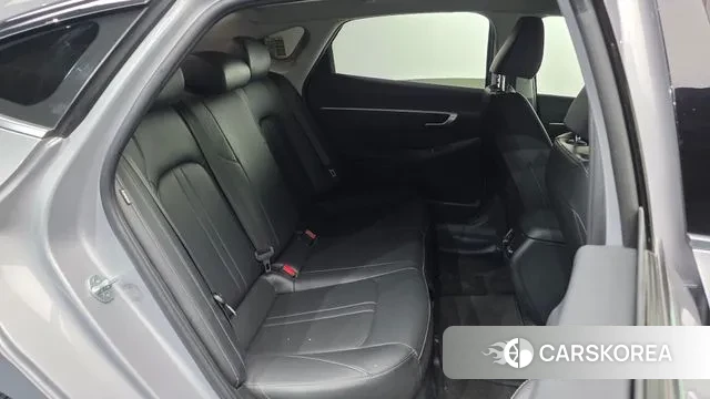 Hyundai Sonata D Edge (DN8) 2024 Серебряный из Кореи, фото 3