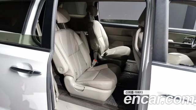 Kia The New Carnival 2020 Белый из Кореи, фото 3