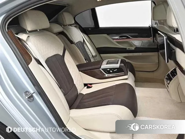 BMW 7 Series (G11) 2018 Серебряный из Кореи, фото 3