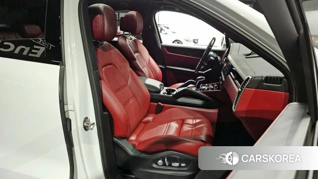 Porsche Cayenne (PO536) 2020 Белый из Кореи, фото 3