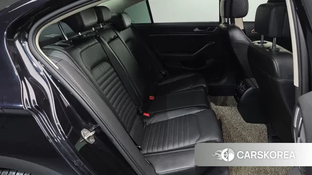 Volkswagen Passat GT (B8) 2018 Черный из Кореи, фото 3