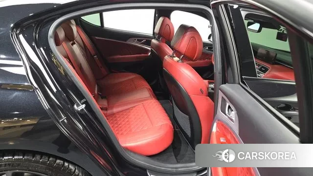 Genesis The New G70 2022 Черный из Кореи, фото 3