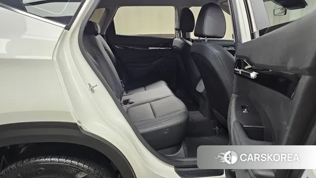 Kia Seltos 2022 Белый из Кореи, фото 3