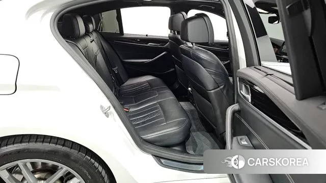 BMW 5 Series (G30) 2020 Белый из Кореи, фото 3