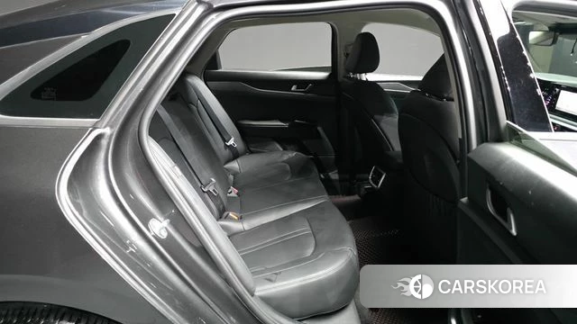 Kia K5 3rd generation 2023 Серый из Кореи, фото 3