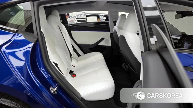 Tesla Model 3 2024 Синий из Кореи, фото 3