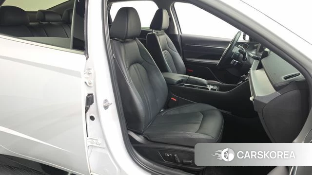 Hyundai Sonata D Edge (DN8) 2023 Белый из Кореи, фото 3
