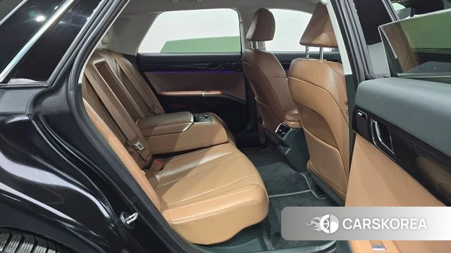 Hyundai Grandeur Hybrid (GN7) 2023 Черный из Кореи, фото 3