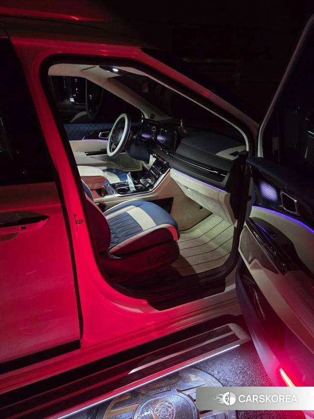 Kia Carnival 4th generation 2022 Белый из Кореи, фото 3