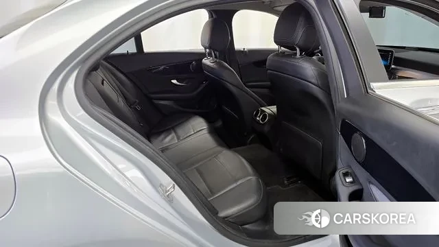 Mercedes-Benz C-Class W205 2019 Серебряный из Кореи, фото 3