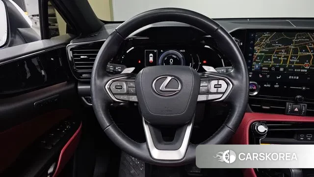 Lexus NX350h Second generation 2024 Белый из Кореи, фото 3
