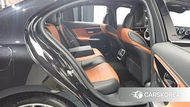 Mercedes-Benz C-Class W206 2023 Черный из Кореи, фото 3