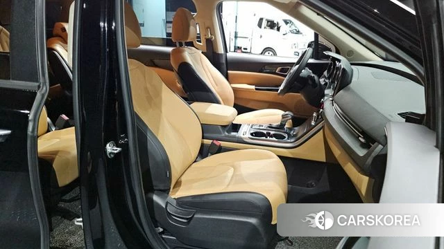 Kia Carnival 4th generation 2021 Черный из Кореи, фото 3