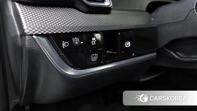 Kia Sportage 5th Generation Hybrid 2022 Белый из Кореи, фото 3