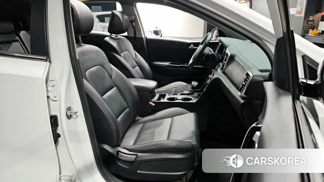 Kia Sportage 4th Generation 2018 Белый из Кореи, фото 3