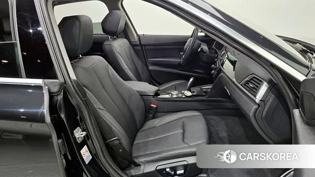 BMW 3 Series GT (F34) 2020 Черный из Кореи, фото 3