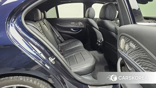 Mercedes-Benz E-Class W213 2022 Синий из Кореи, фото 3