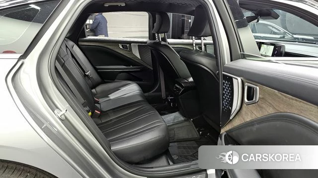 Kia K8 2024 Серебряный из Кореи, фото 3