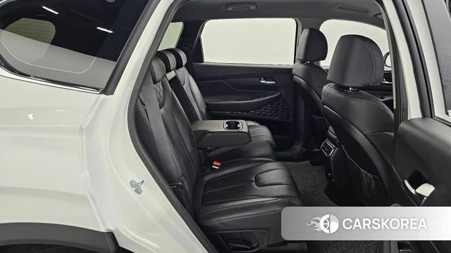 Hyundai The New Santa Fe 2023 Белый из Кореи, фото 3