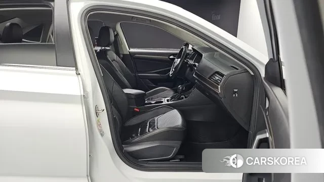 Volkswagen 7th Generation of Jetta 2020 Белый из Кореи, фото 3