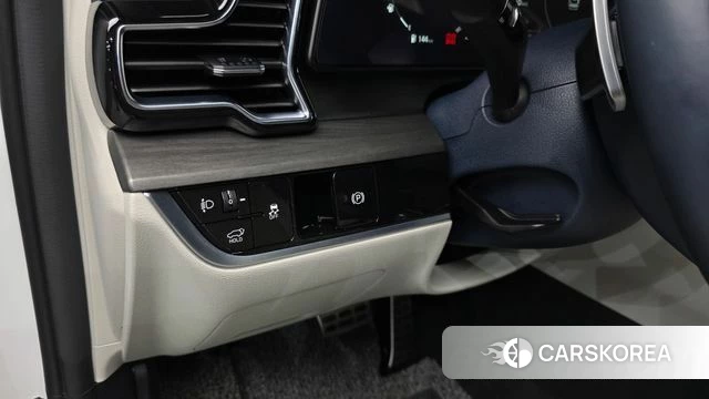 Kia Sportage 5th Generation 2023 Белый из Кореи, фото 3