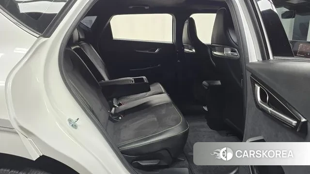 Kia EV6 2023 Белый из Кореи, фото 3