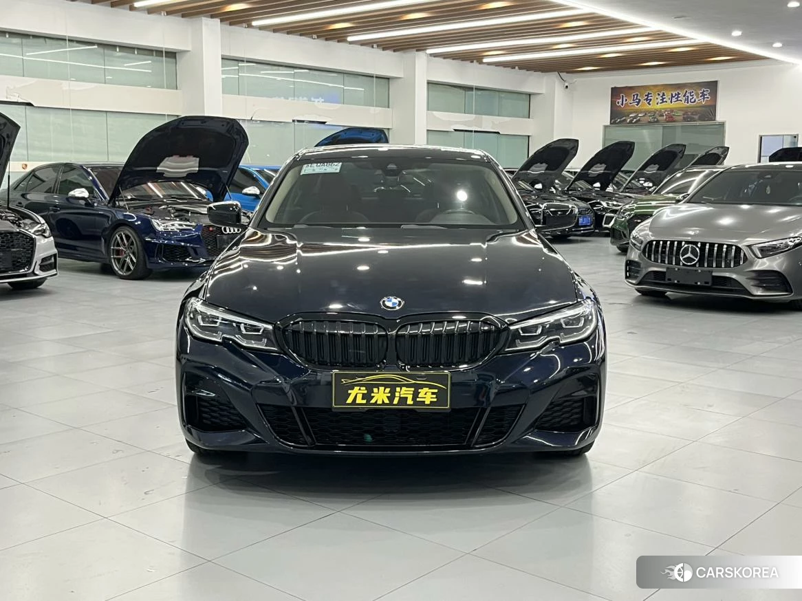 BMW 3 series 2022 Черный из Китая, фото 3