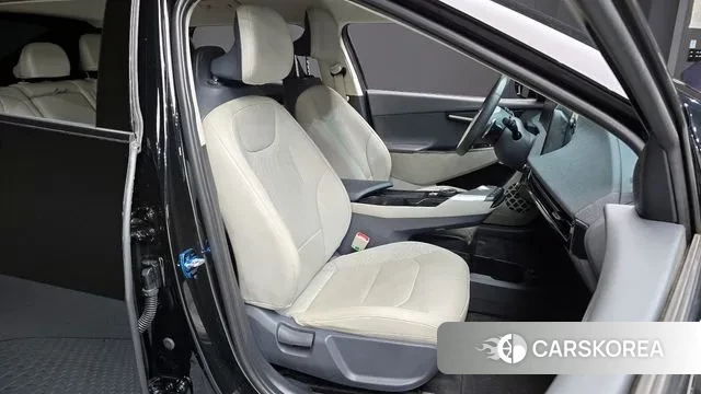 Kia EV6 2021 Черный из Кореи, фото 3