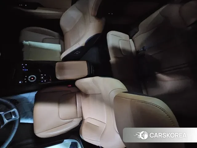 Kia The New Sportage 5th Generation Hybrid 2024 Жемчужный цвет из Кореи, фото 3