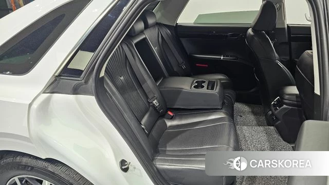Hyundai Grandeur (GN7) 2023 Белый из Кореи, фото 3