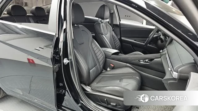 Hyundai Avante (CN7) 2023 Черный из Кореи, фото 3