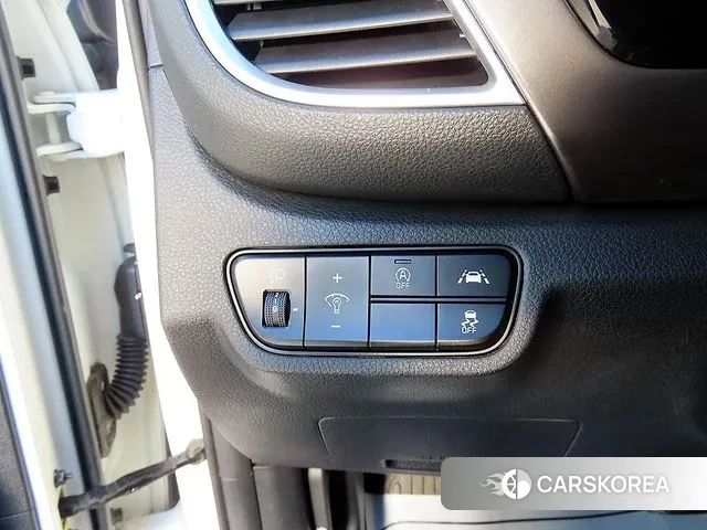 Kia Seltos 2021 Белый из Кореи, фото 3