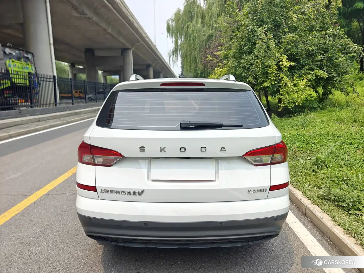 Skoda Komick 2024 Белый из Китая, фото 3