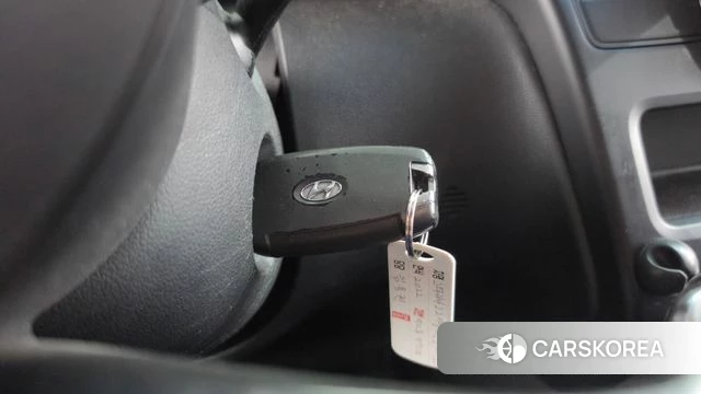 Hyundai Staria 2021 Белый из Кореи, фото 3