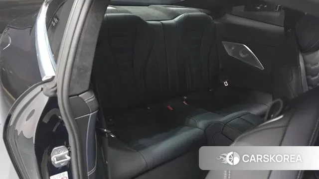 BMW 8 Series (G15) 2021 Черный из Кореи, фото 3