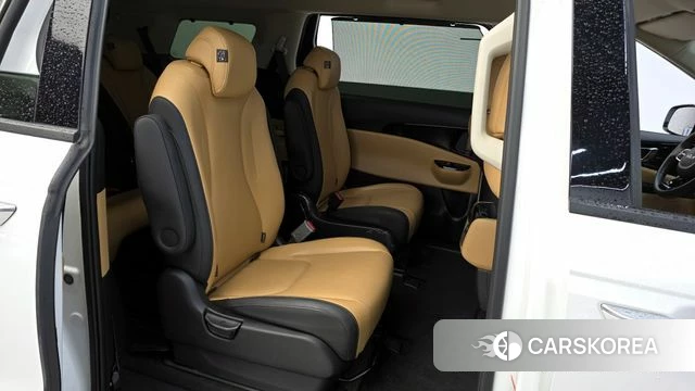 Kia Carnival 4th generation 2023 Белый из Кореи, фото 3