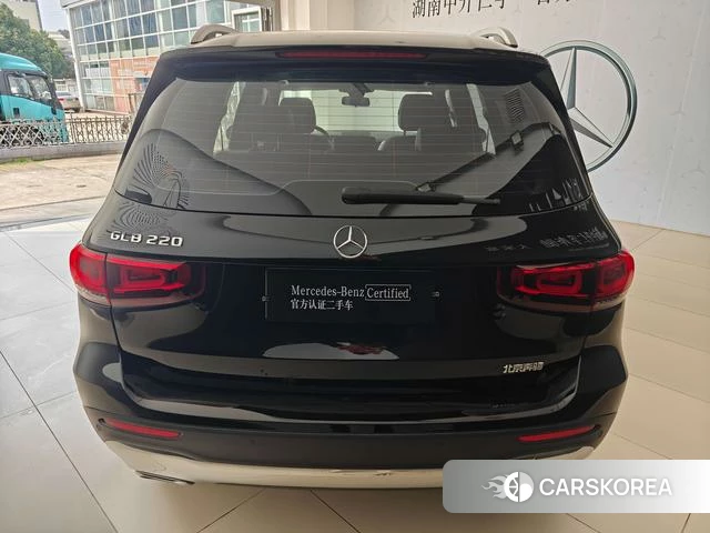 Mercedes-Benz GLB 2023 Черный из Китая, фото 3