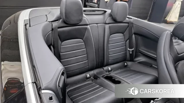 Mercedes-Benz C-Class W205 2018 Черный из Кореи, фото 3