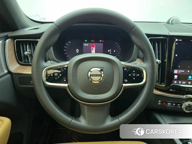 Volvo XC60 second Generation 2024 Серый из Кореи, фото 3