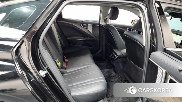 Kia K8 2023 Черный из Кореи, фото 3