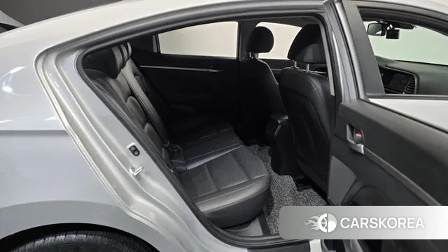 Hyundai The New Avante AD 2019 Серебристо-серый из Кореи, фото 3