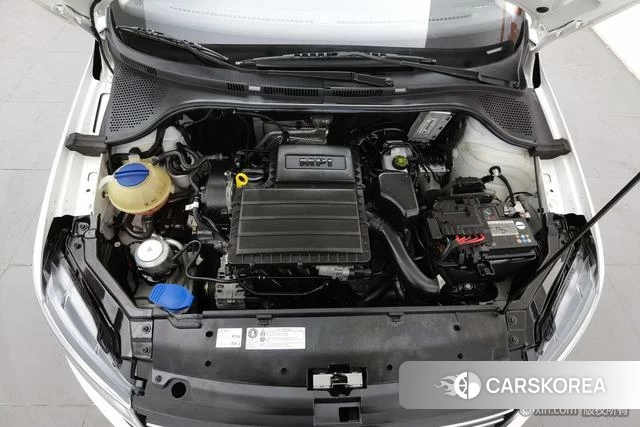 Volkswagen Santana 2022 Белый из Китая, фото 3